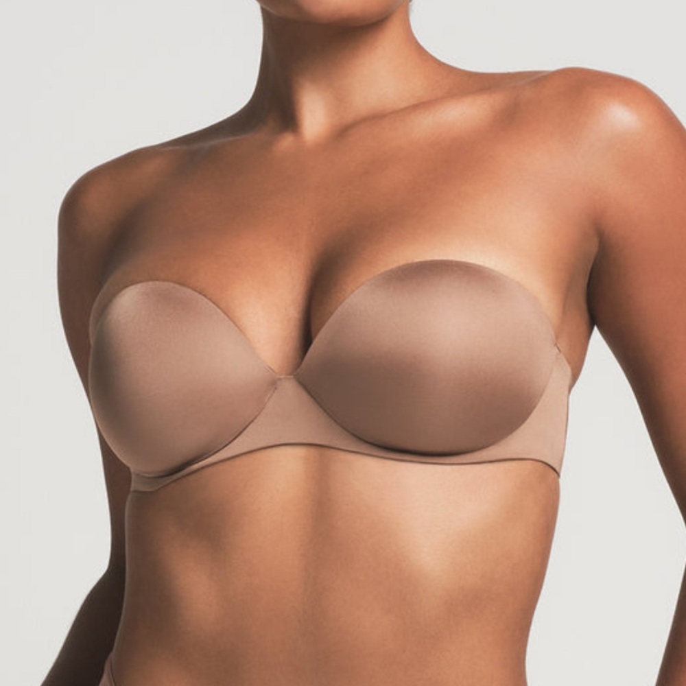 SKIMS Ultimate Strapless Bra in Sienna NWOT